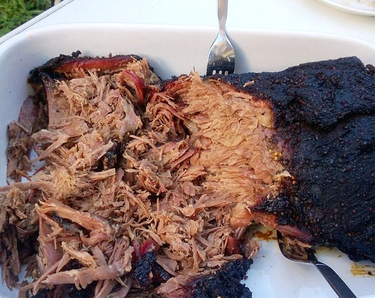 Pulled beef catering tray